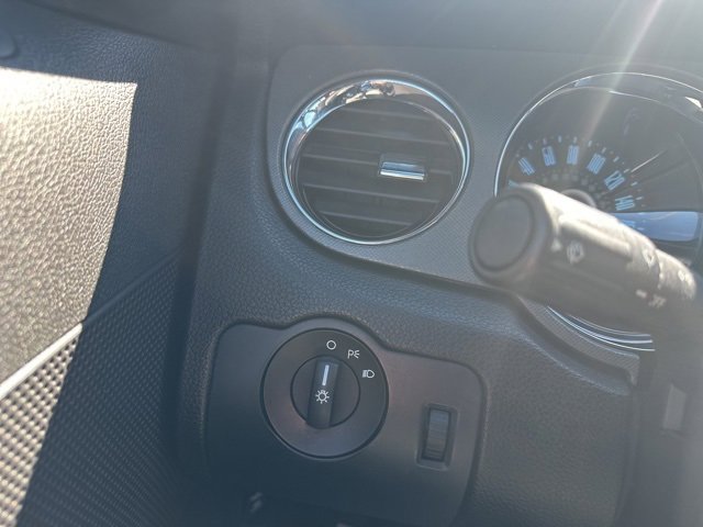 Used 2014 Ford Mustang Convertible image 15