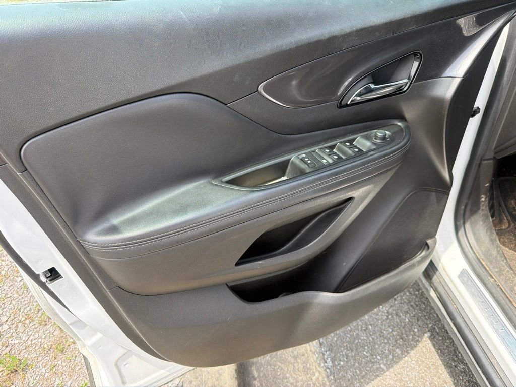 Used 2020 Buick Encore Preferred w/ Safety Package FWD image 11