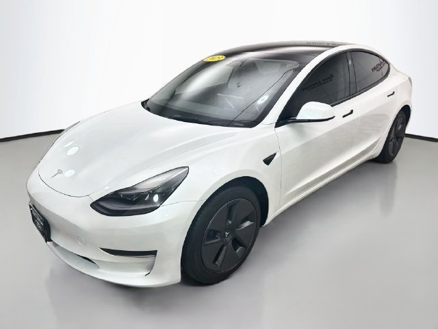 Used 2023 Tesla Model 3 Standard Range RWD image 3