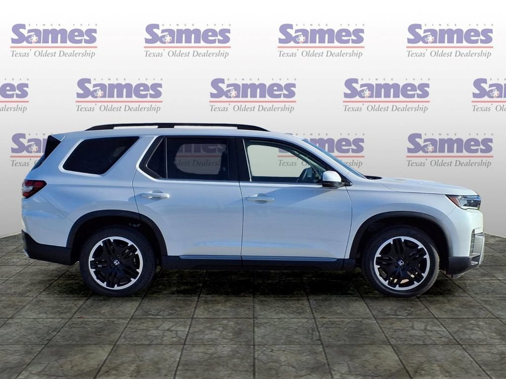 New 2026 Honda Pilot Touring image 8