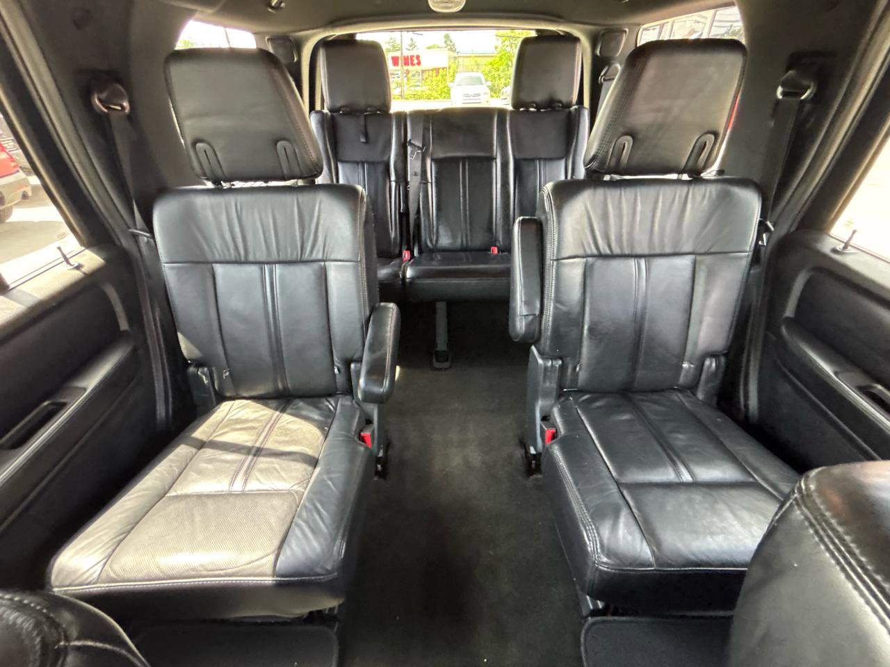 Used 2016 Lincoln Navigator Select AWD/4WD image 16