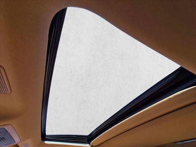 Used 2023 Lexus ES 300h w/ Premium Package FWD image 16