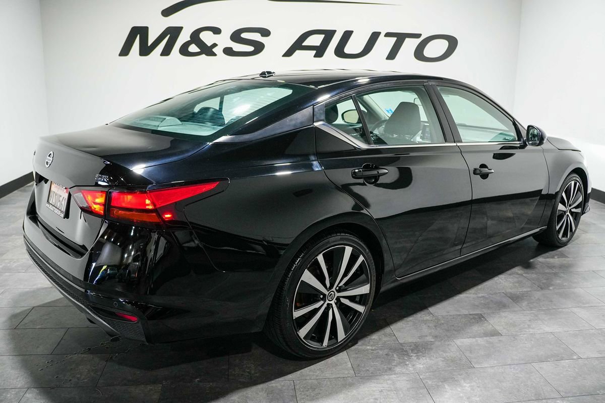 Used 2022 Nissan Altima 2.5 SR FWD image 5