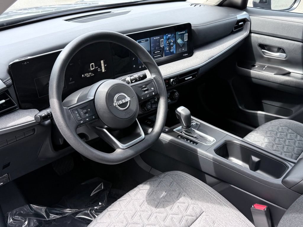 Used 2026 Nissan Kicks SV w/ SV Premium Package AWD/4WD image 12