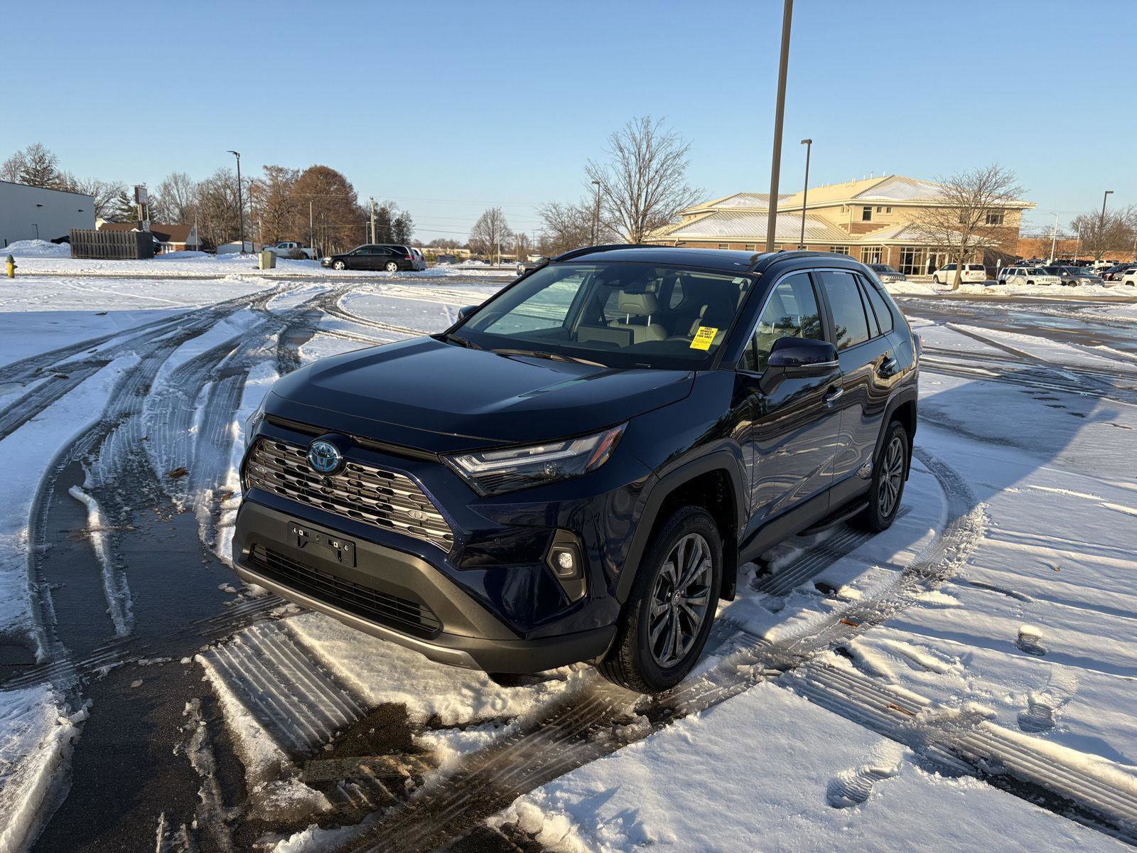 Used 2024 Toyota RAV4 Limited image 23