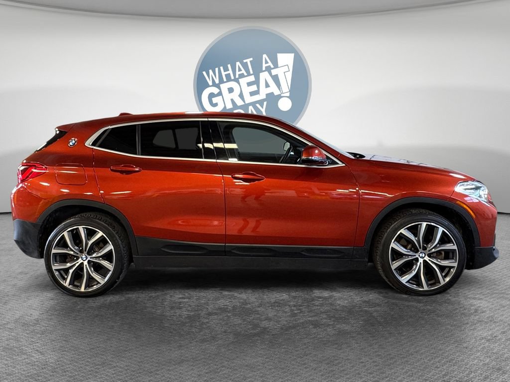 Used 2019 BMW X2 xDrive28i w/ Convenience Package AWD/4WD image 2