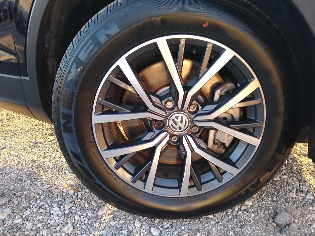 Used 2021 Volkswagen Tiguan S image 22