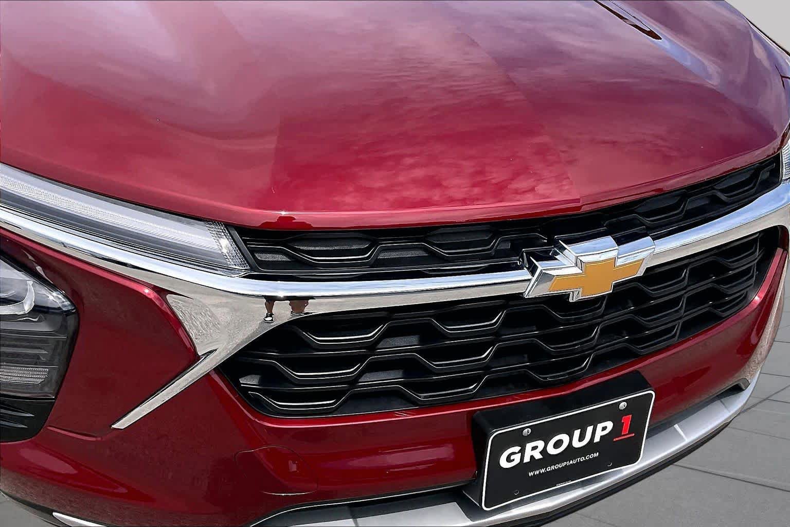 Used 2024 Chevrolet Trax LT FWD image 31