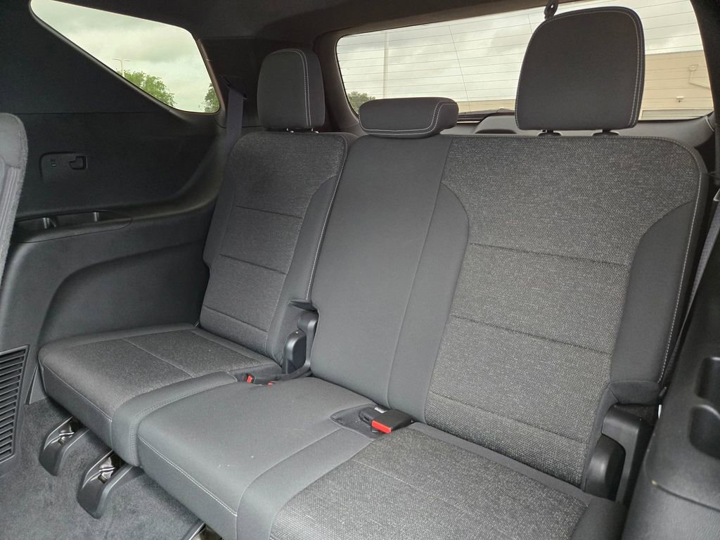 Used 2024 Chevrolet Traverse LT w/ Enhanced Driving Package FWD image 14