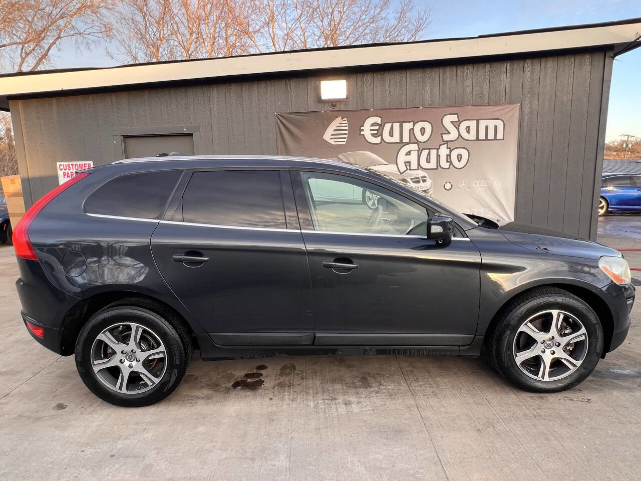 Used 2013 Volvo XC60 T6 AWD/4WD image 8