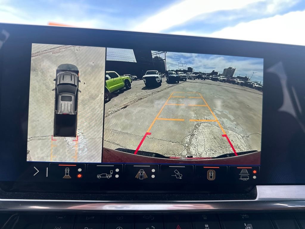 Used 2026 Chevrolet Silverado 1500 High Country w/ Technology Package image 22