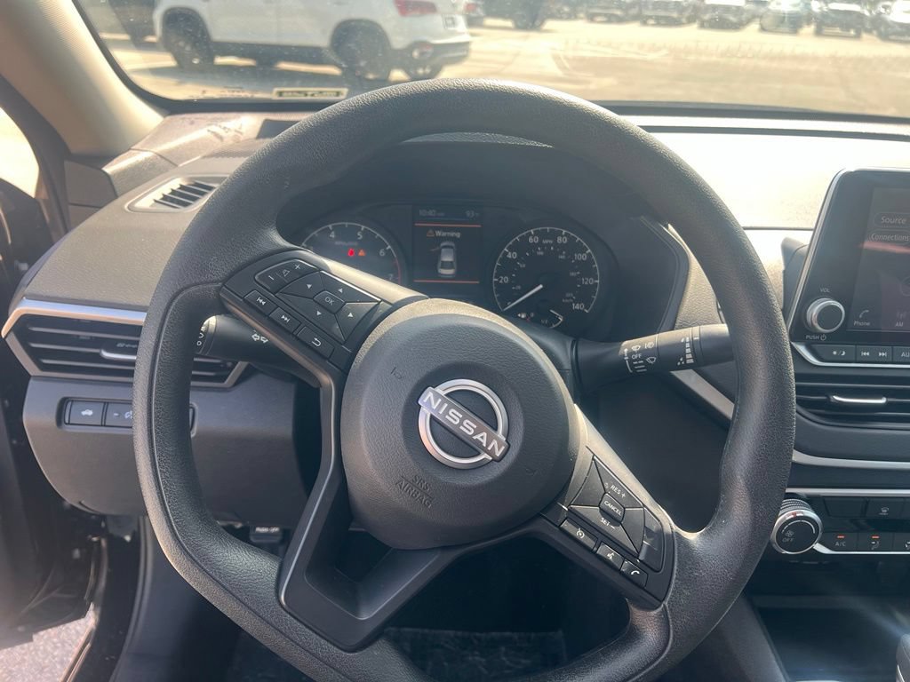 Certified 2025 Nissan Altima 2.5 S FWD image 8