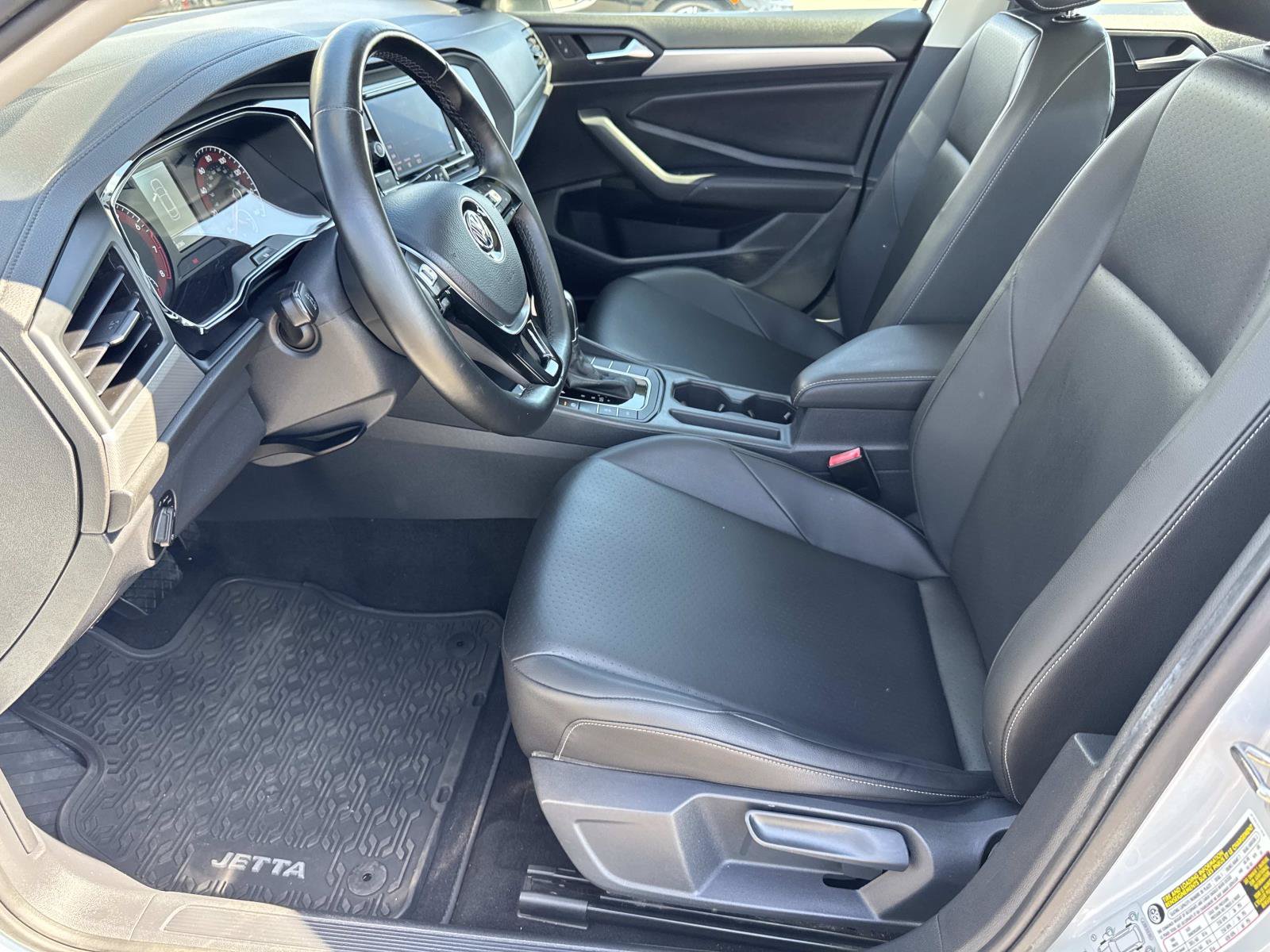 Used 2019 Volkswagen Jetta SE FWD image 22