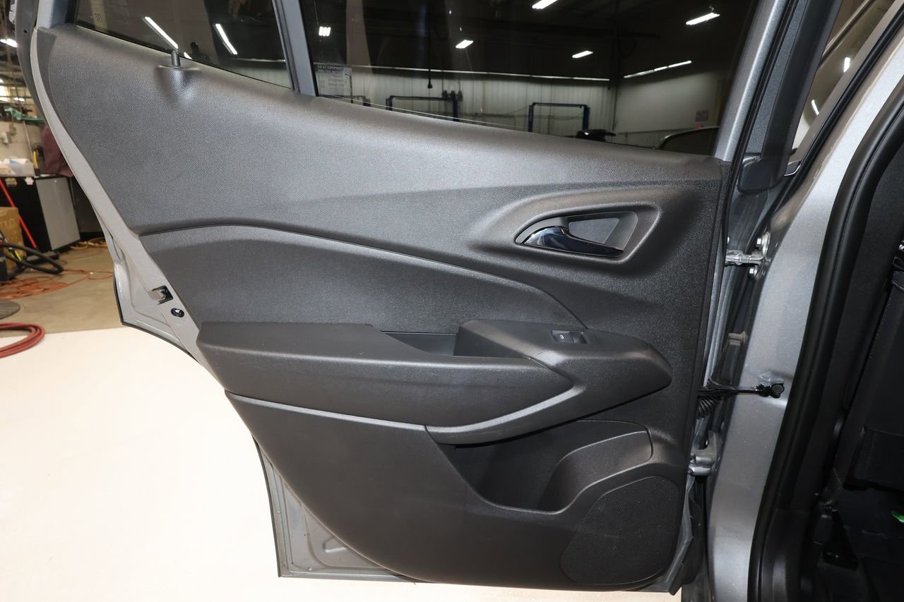 Certified 2025 Chevrolet Trax LT image 20