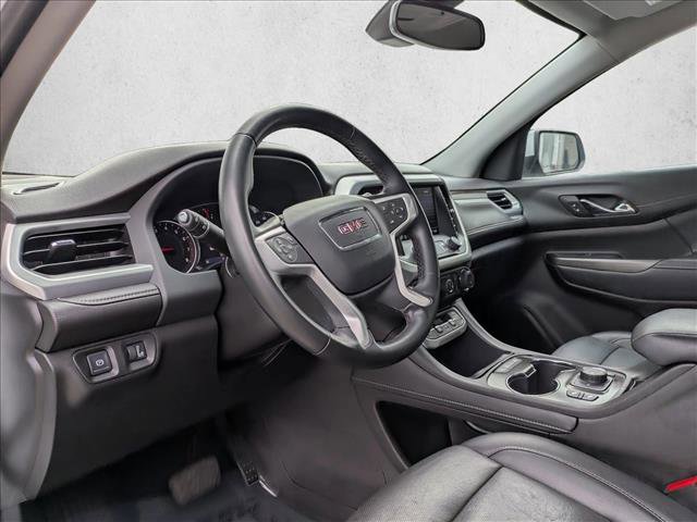 Used 2023 GMC Acadia SLT image 9