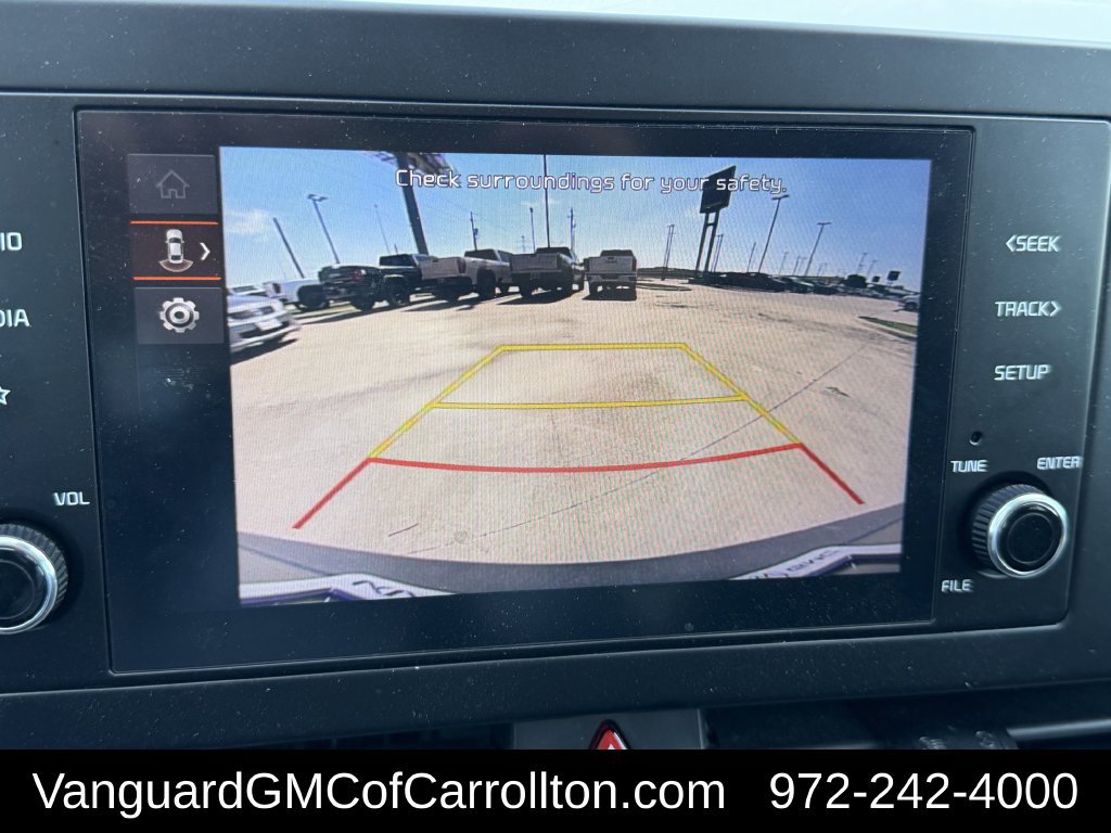 Used 2024 Kia Sportage LX FWD image 18