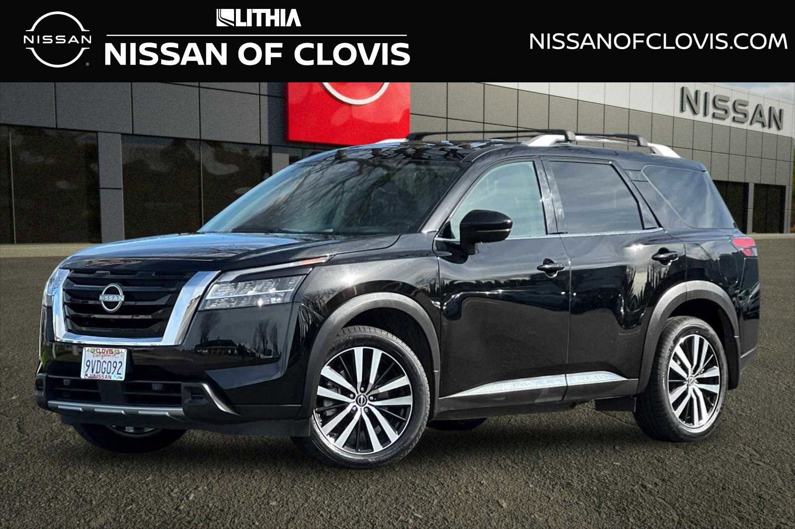 Certified 2024 Nissan Pathfinder Platinum w/ Cargo Package image 1