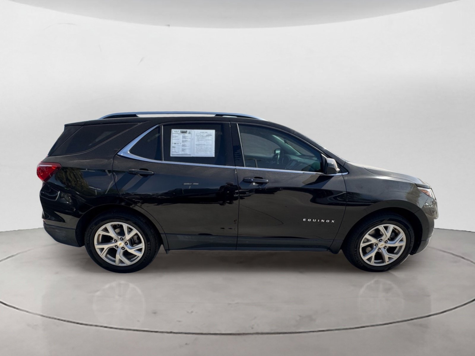 Used 2020 Chevrolet Equinox LT FWD image 3