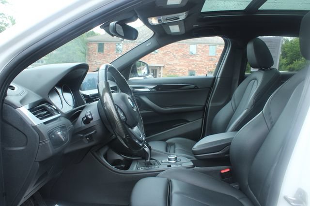 Used 2022 BMW X2 xDrive28i w/ Convenience Package AWD/4WD image 12