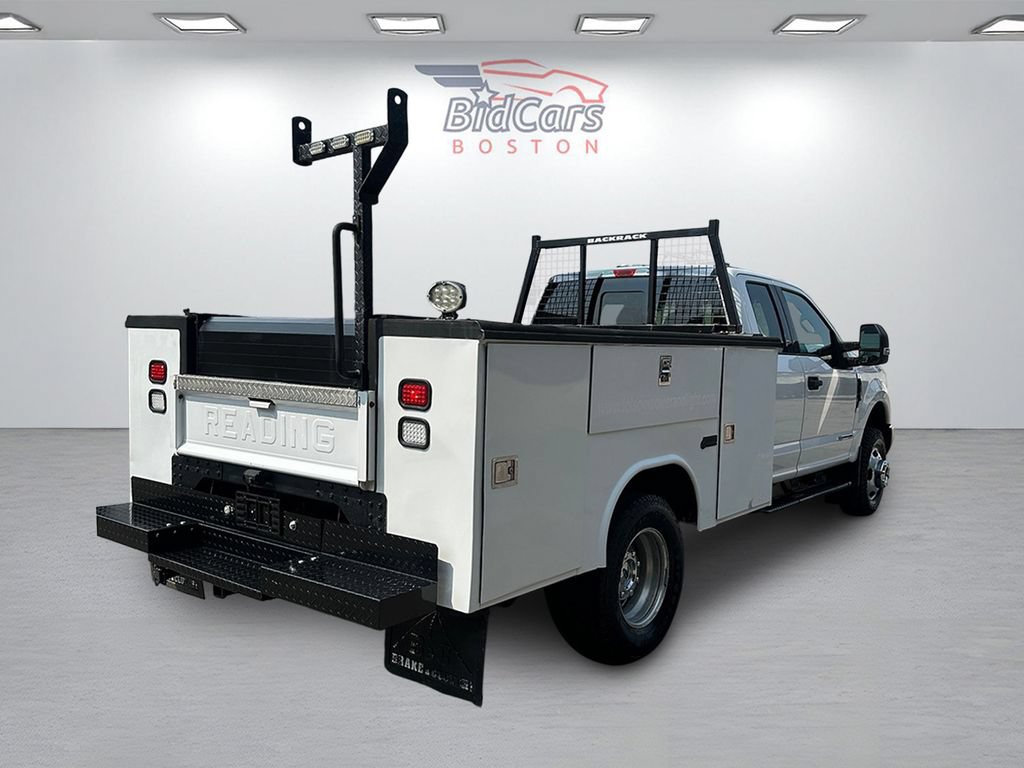 Used 2018 Ford F350 XLT w/ XLT Value Package AWD/4WD image 4