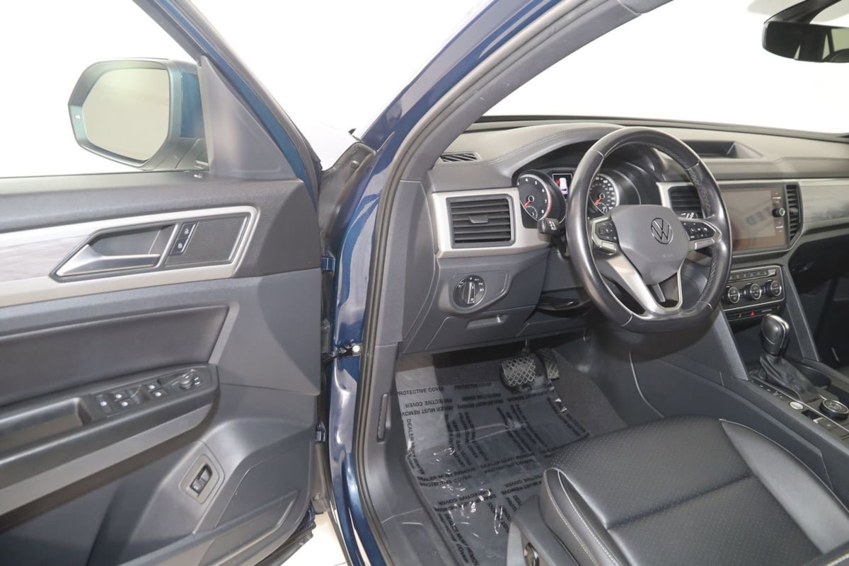 Used 2020 Volkswagen Atlas Cross Sport SE AWD/4WD image 44