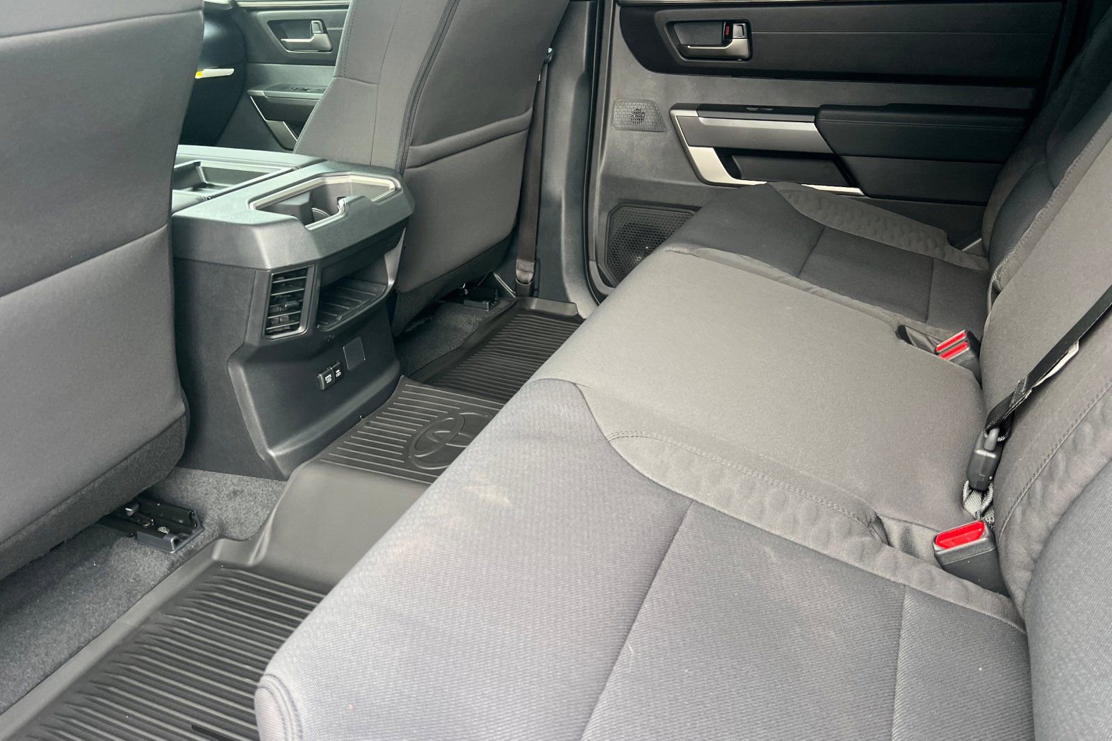 New 2026 Toyota Tundra SR5 w/ TRD Off-Road Package image 9