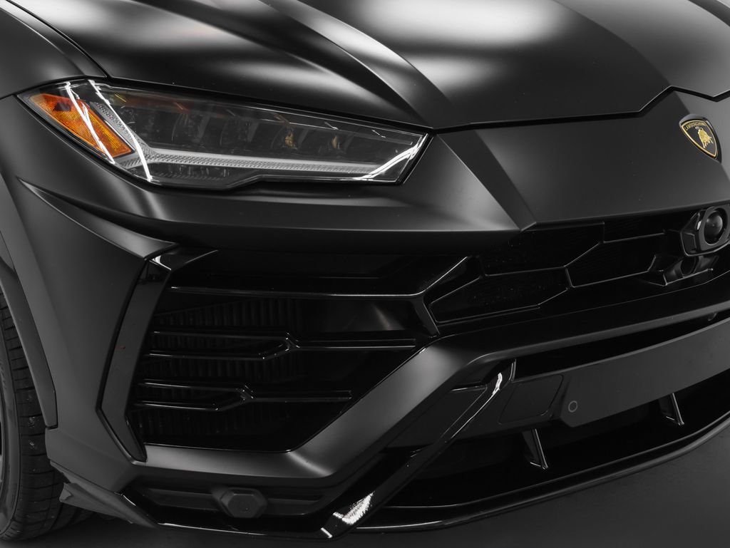 Used 2022 Lamborghini Urus AWD/4WD image 4