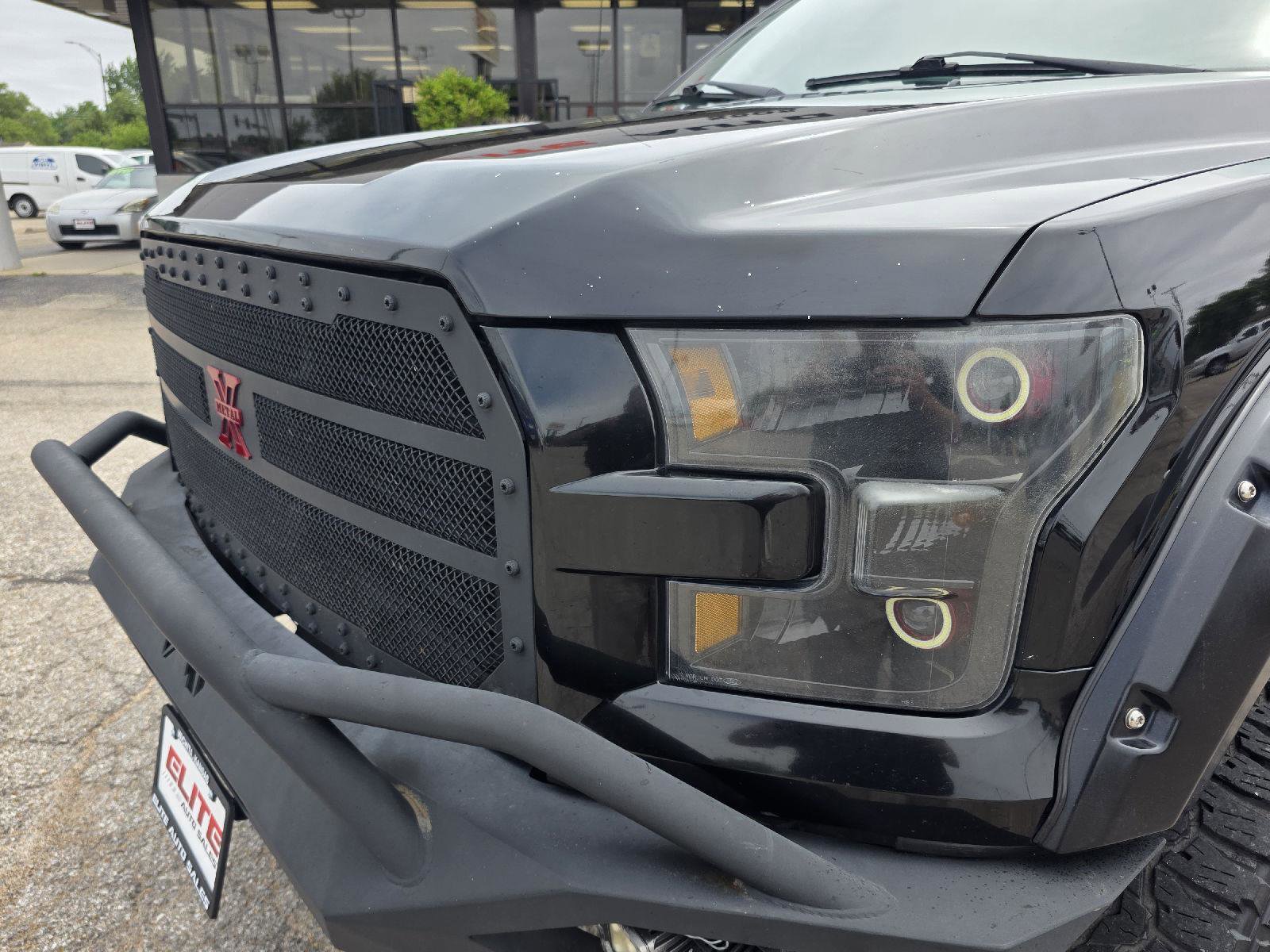 Used 2017 Ford F150 XLT w/ Equipment Group 302A Luxury AWD/4WD image 42