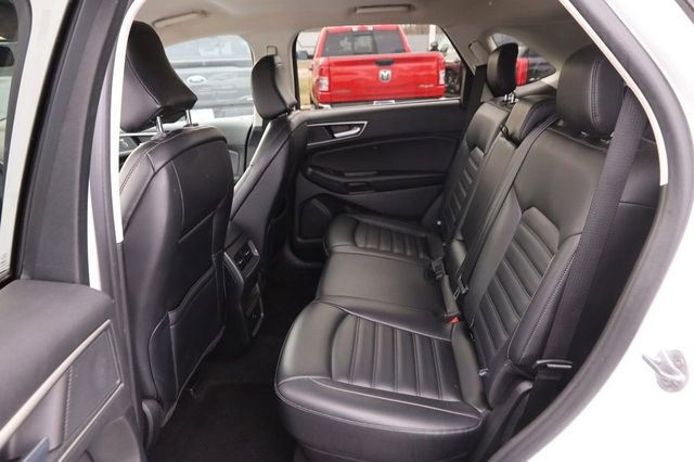 Certified 2024 Ford Edge SEL image 9