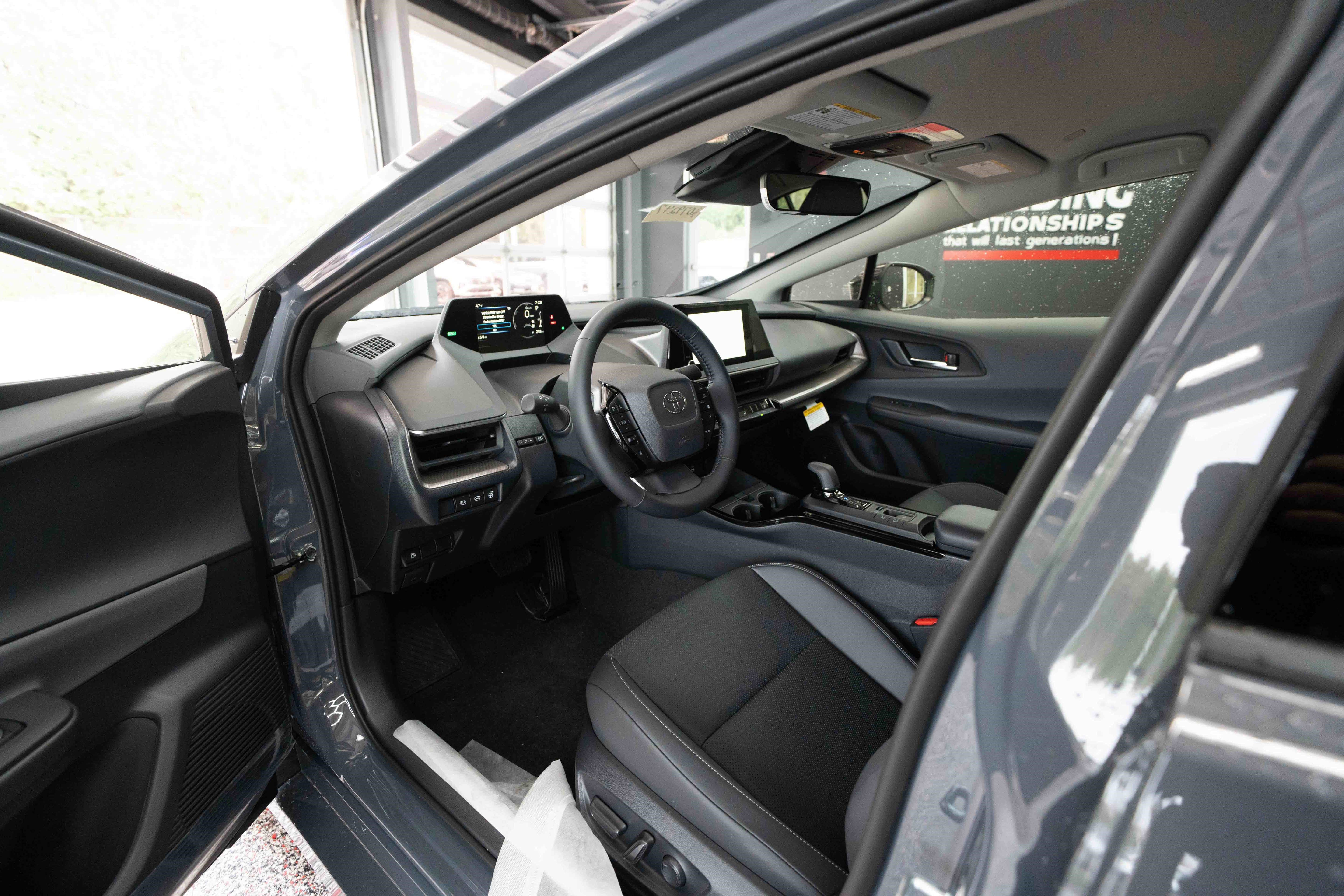 New 2026 Toyota Prius XLE image 8