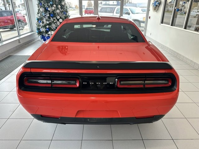 Used 2018 Dodge Challenger R/T w/ Driver Convenience Group image 5