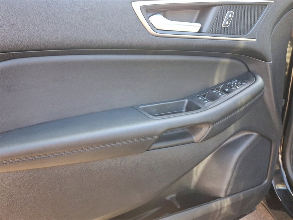 Certified 2022 Ford Edge SEL w/ Convenience Package image 13