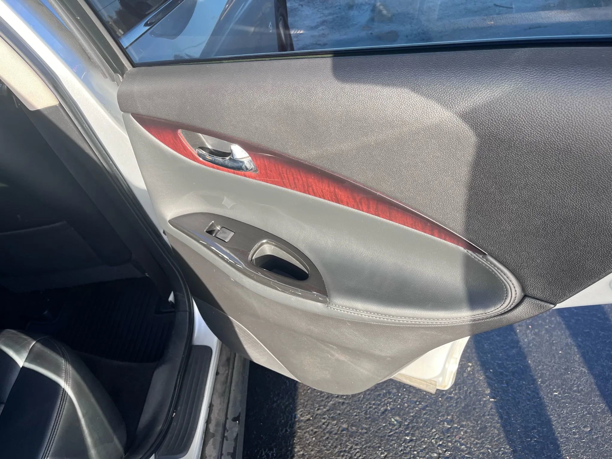 Used 2015 INFINITI QX50 AWD image 27