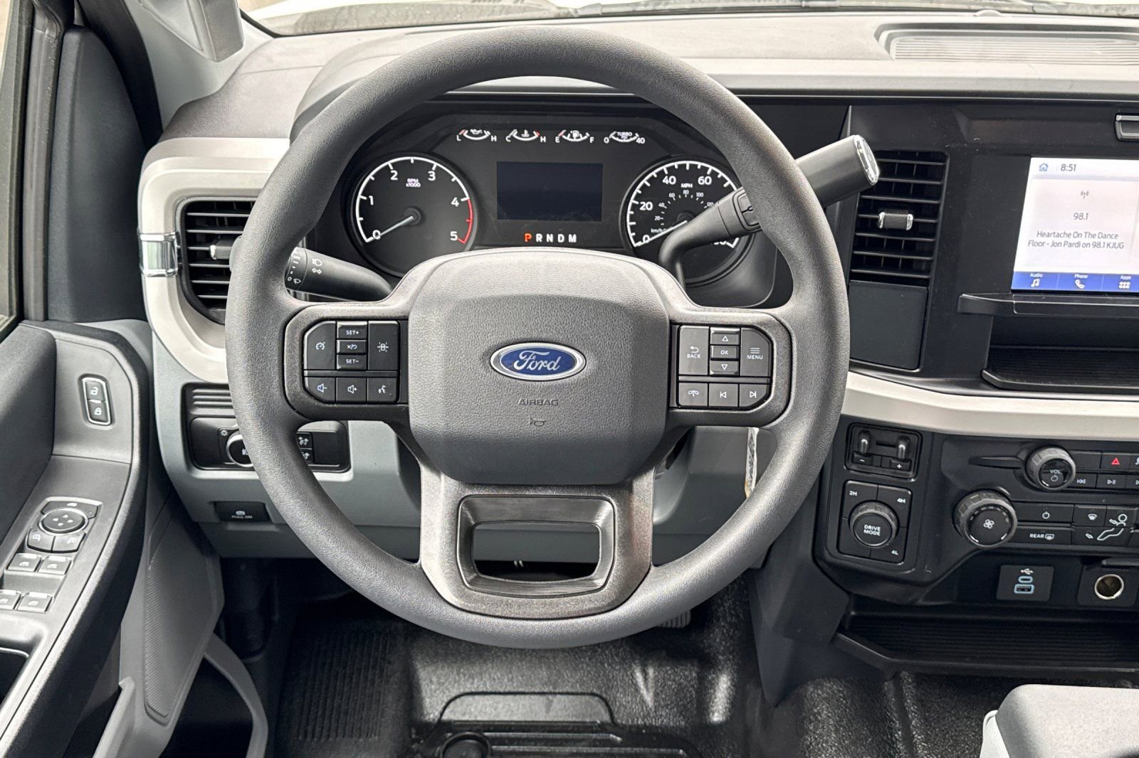 New 2025 Ford F550 4x4 Crew Cab Super Duty image 13