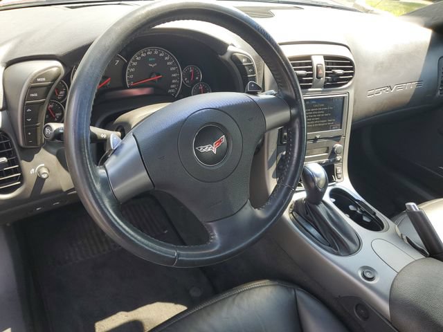 Used 2006 Chevrolet Corvette Convertible w/ Preferred Equipment Group RWD image 11