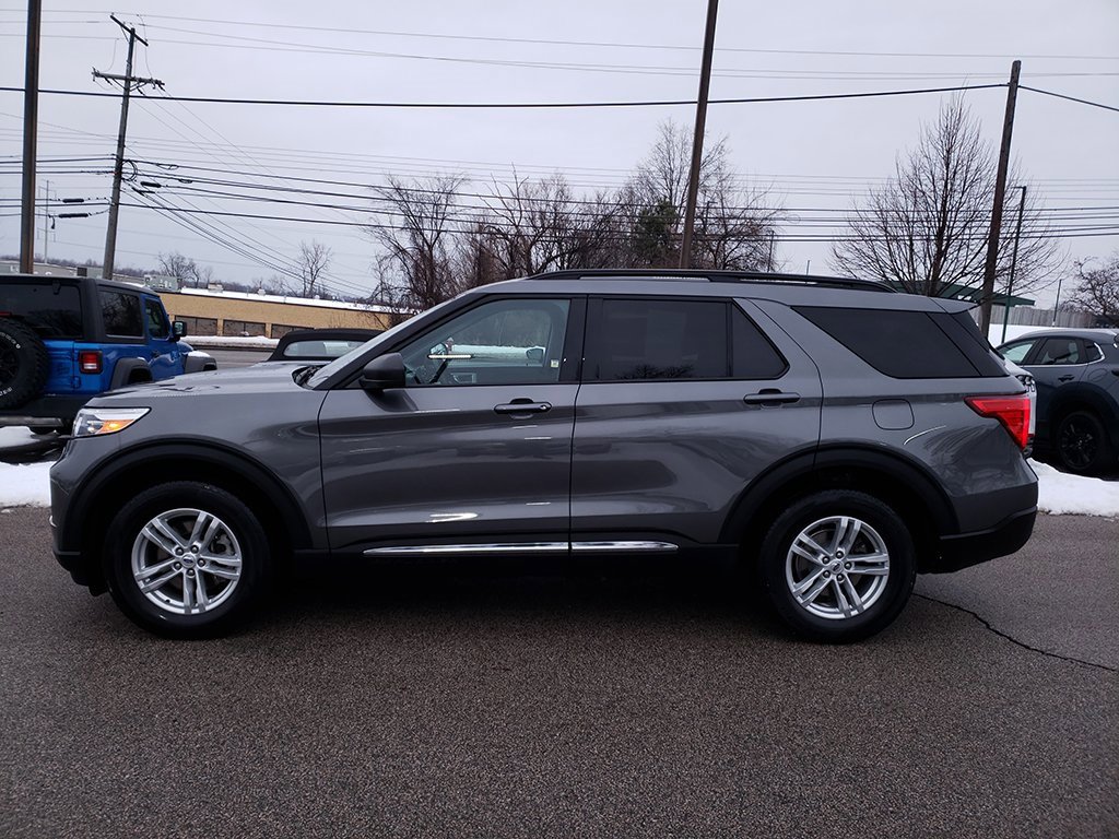 Used 2023 Ford Explorer XLT image 8