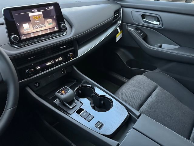 Used 2026 Nissan Rogue SV image 20