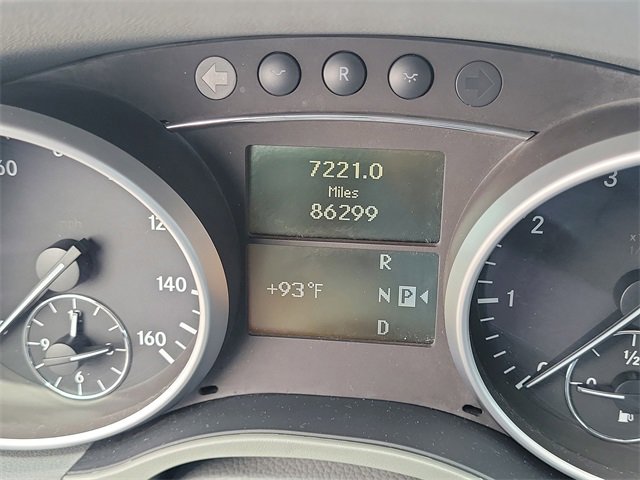 Used 2011 Mercedes-Benz ML 350 2WD image 12