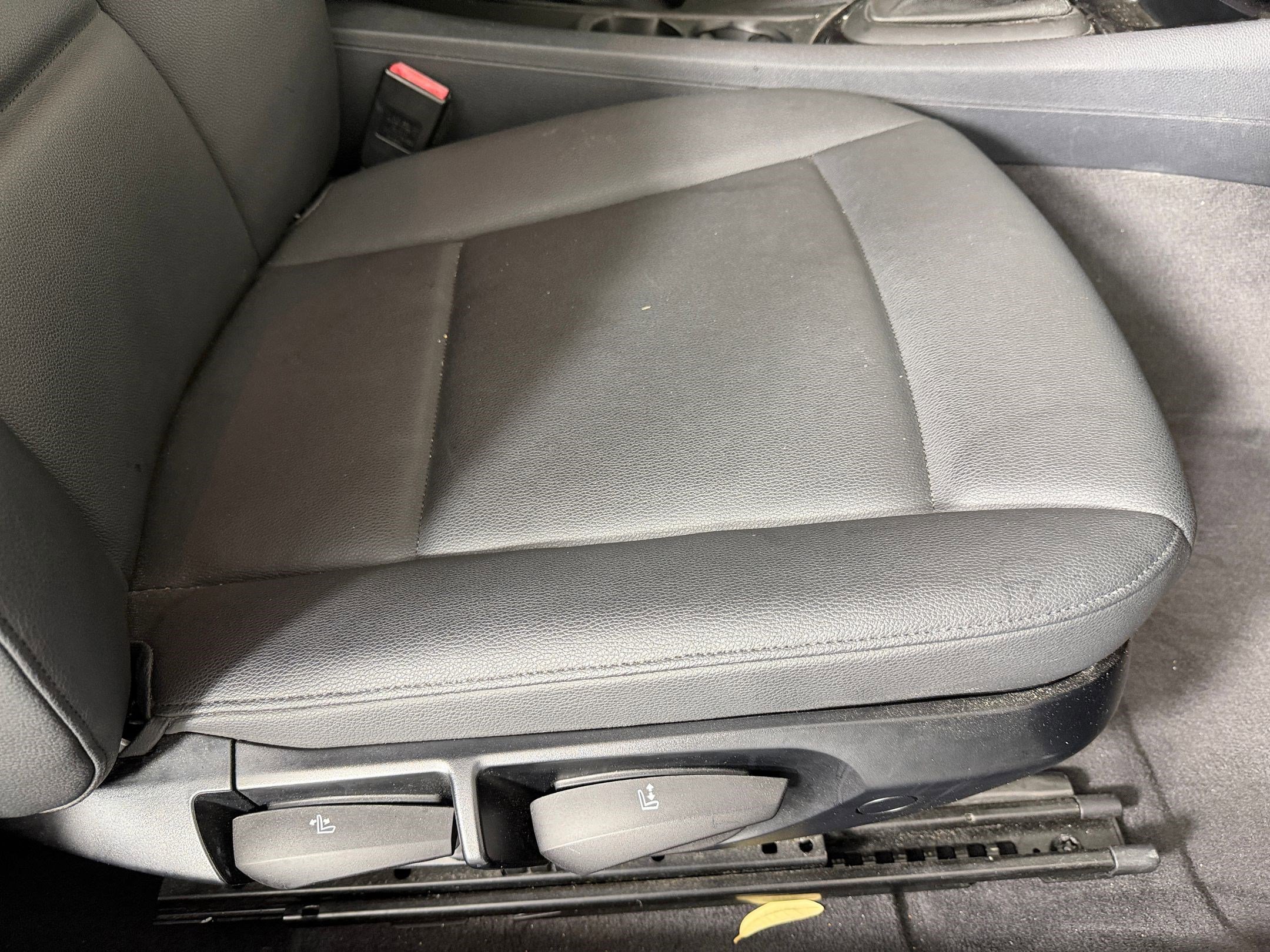 Used 2011 BMW 128i Coupe image 31