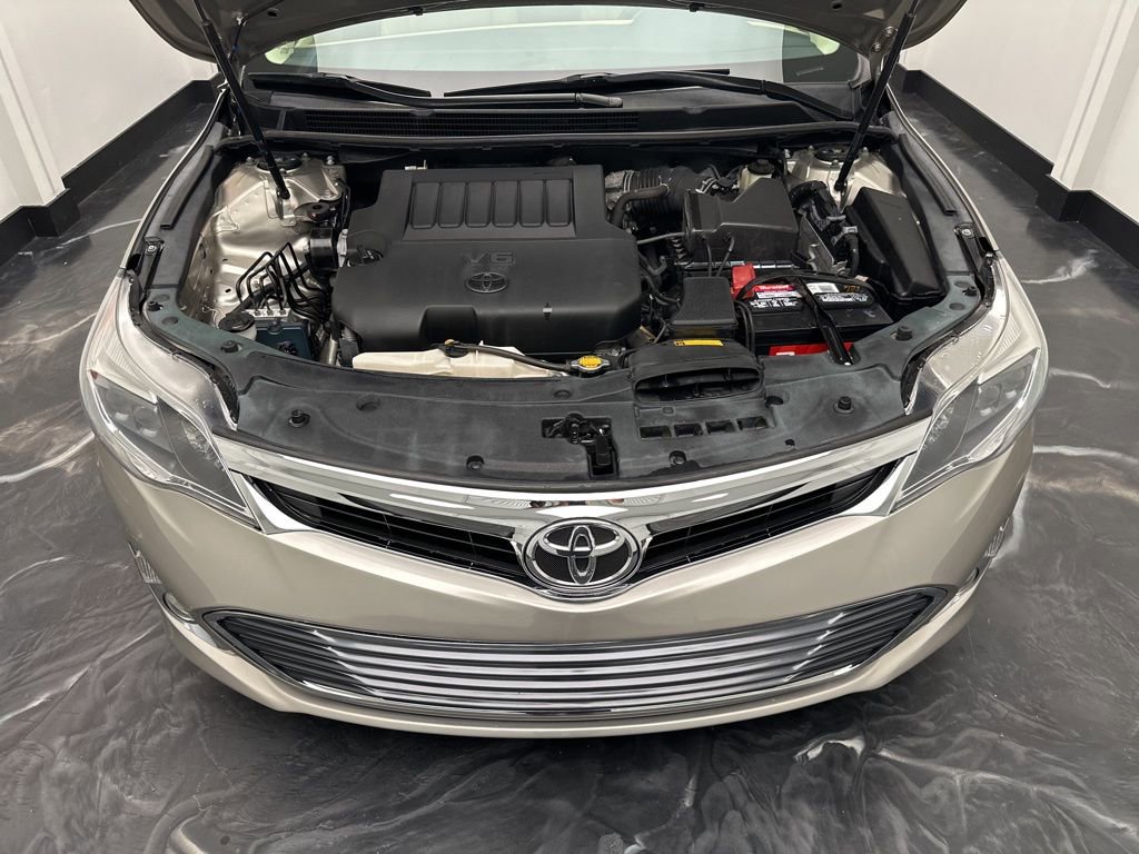 Used 2015 Toyota Avalon XLE Touring FWD image 23