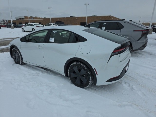 New 2026 Toyota Prius LE image 5