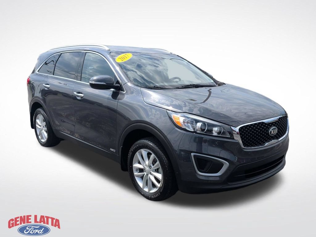 Used 2017 Kia Sorento AWD w/ LX Convenience Package