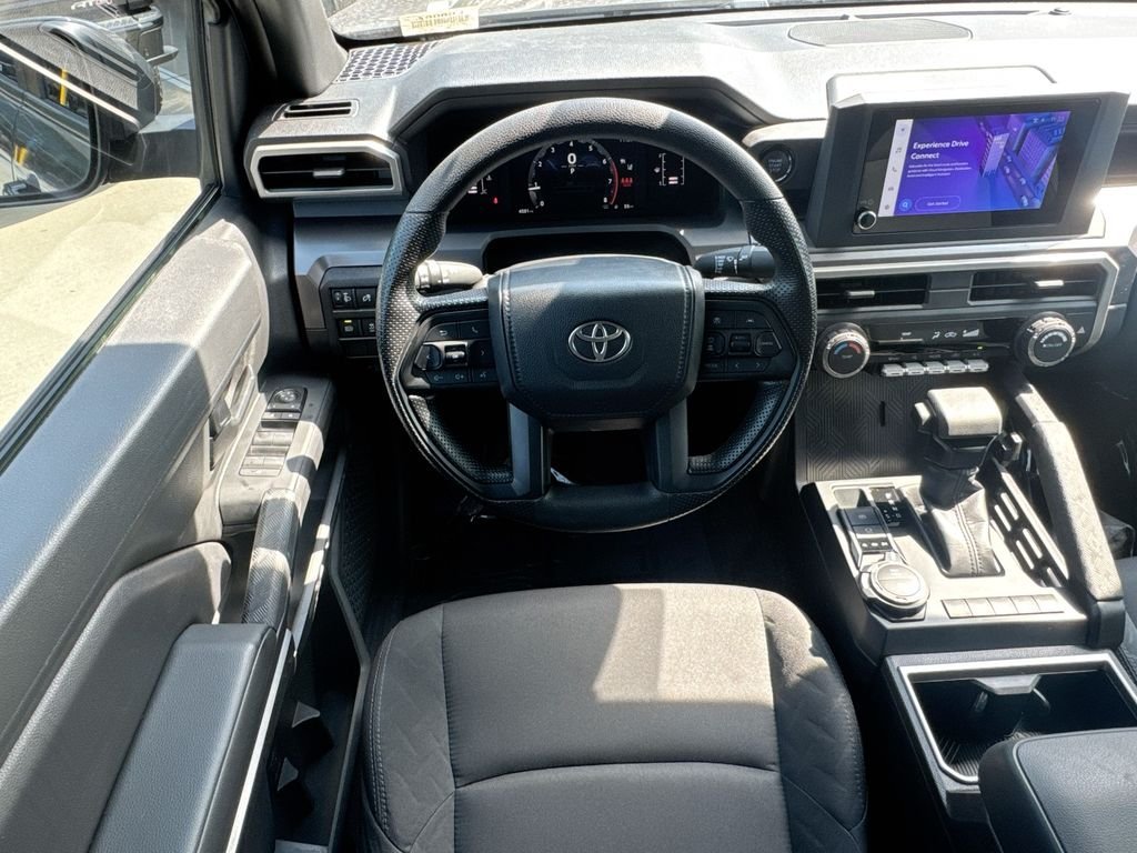 Used 2025 Toyota Tacoma SR5 AWD/4WD image 11