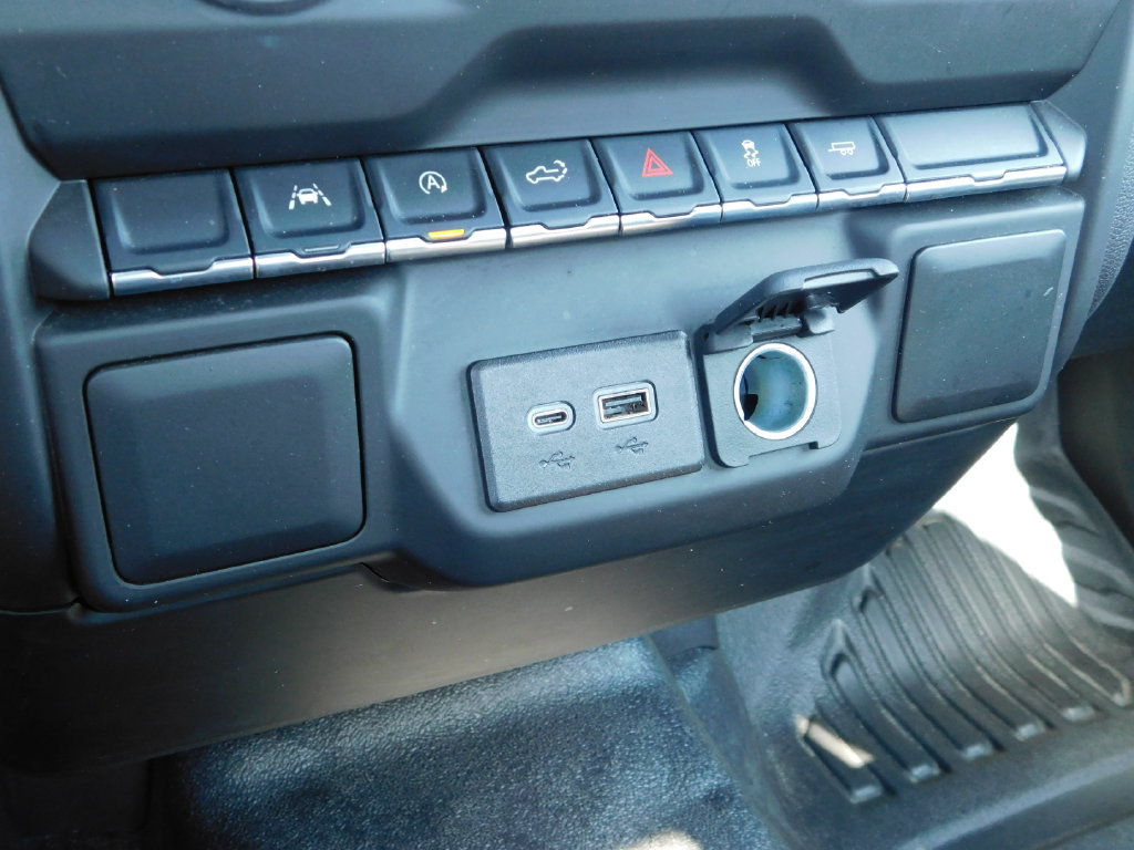 Used 2025 Chevrolet Silverado 1500 W/T RWD image 30