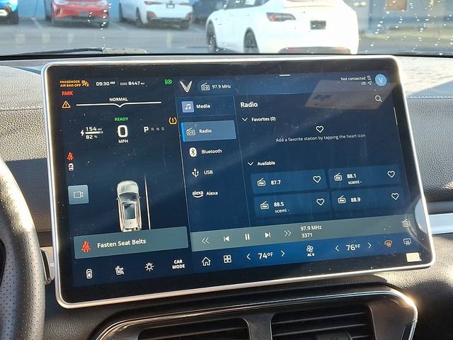 Used 2023 VinFast VF 8 Plus image 21