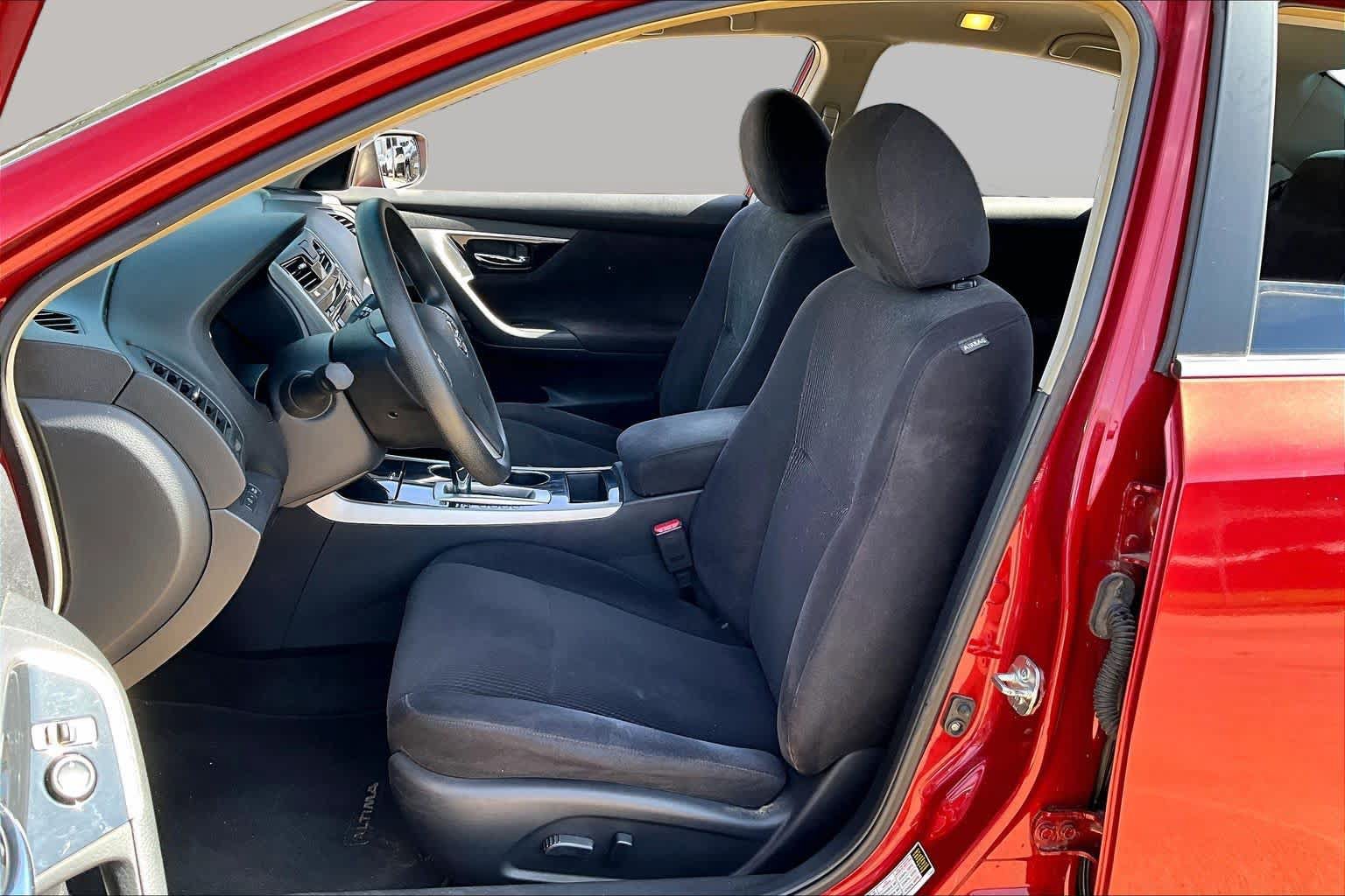 Used 2013 Nissan Altima 2.5 S FWD image 8