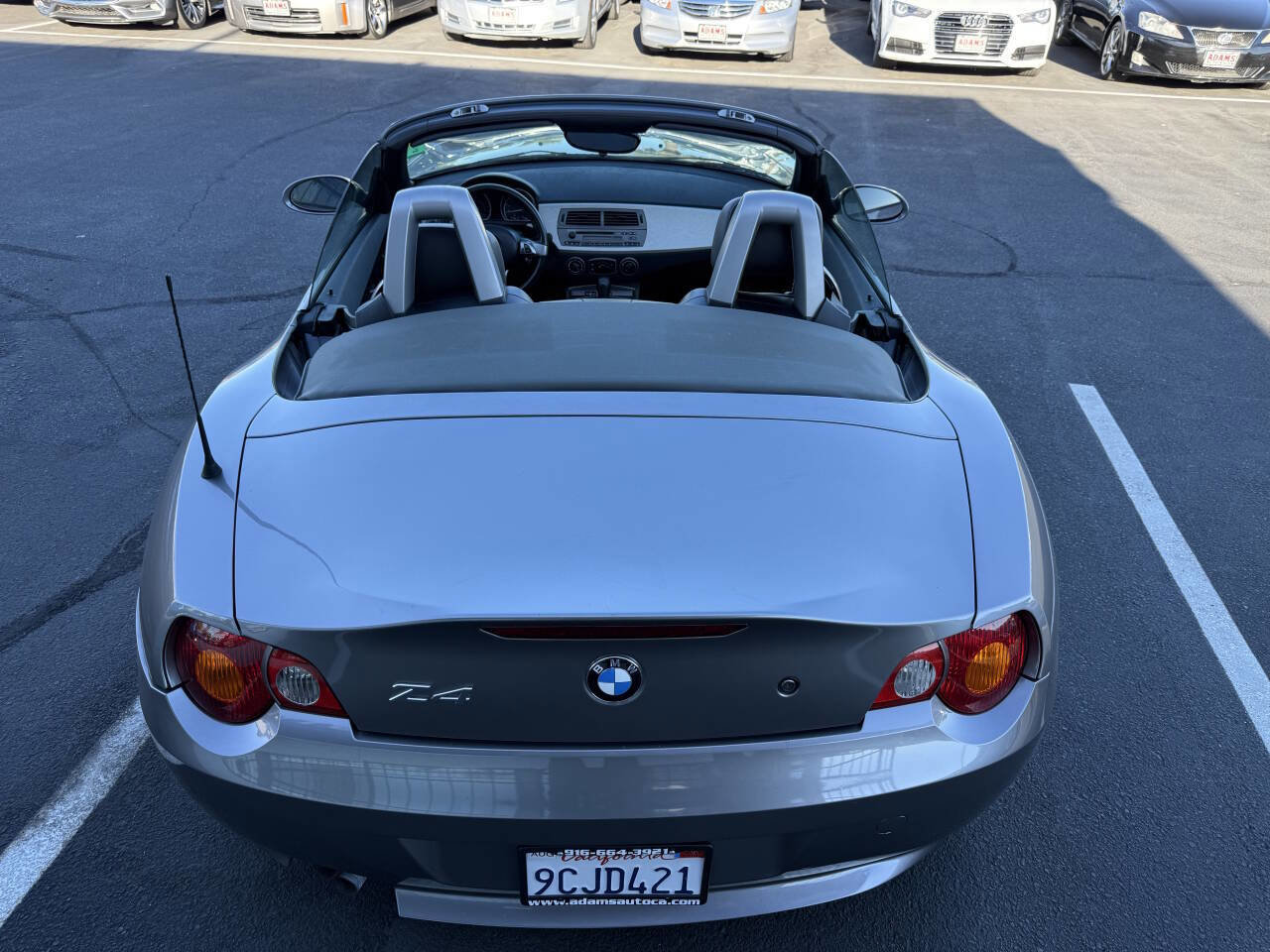 Used 2004 BMW Z4 2.5i image 10