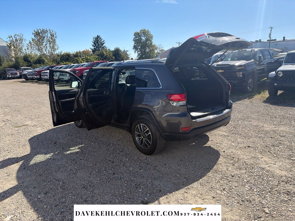 Used 2020 Jeep Grand Cherokee Limited AWD/4WD image 27