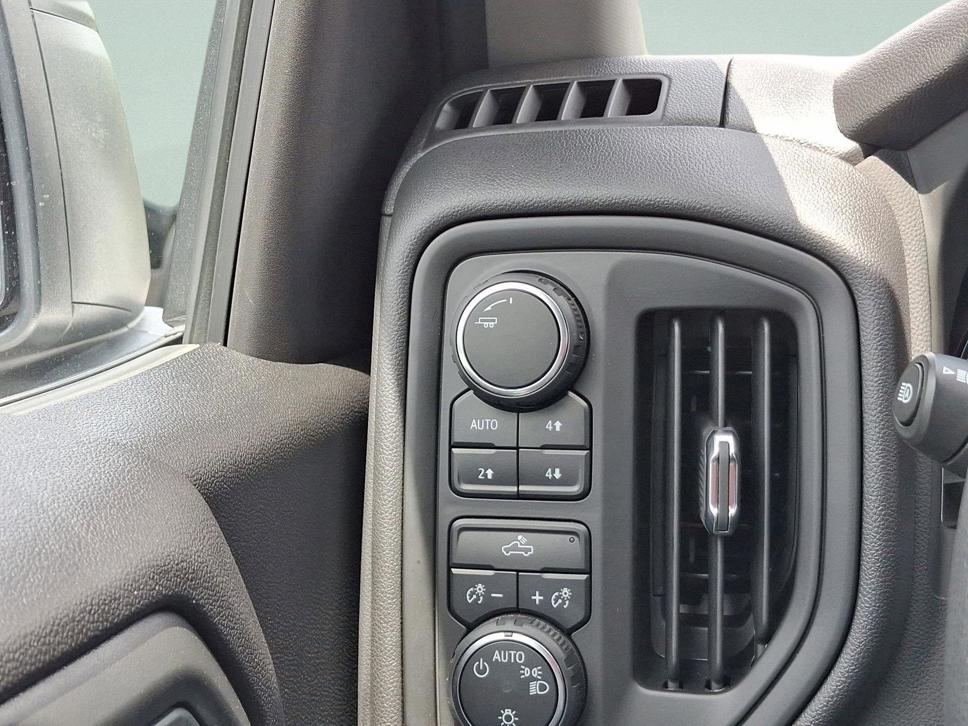 Used 2024 Chevrolet Silverado 1500 Custom Trail Boss AWD/4WD image 26