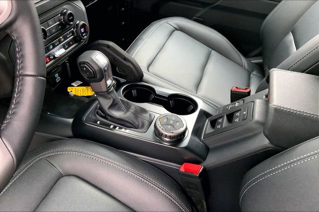 New 2025 Ford Bronco Badlands w/ Sasquatch Package image 8